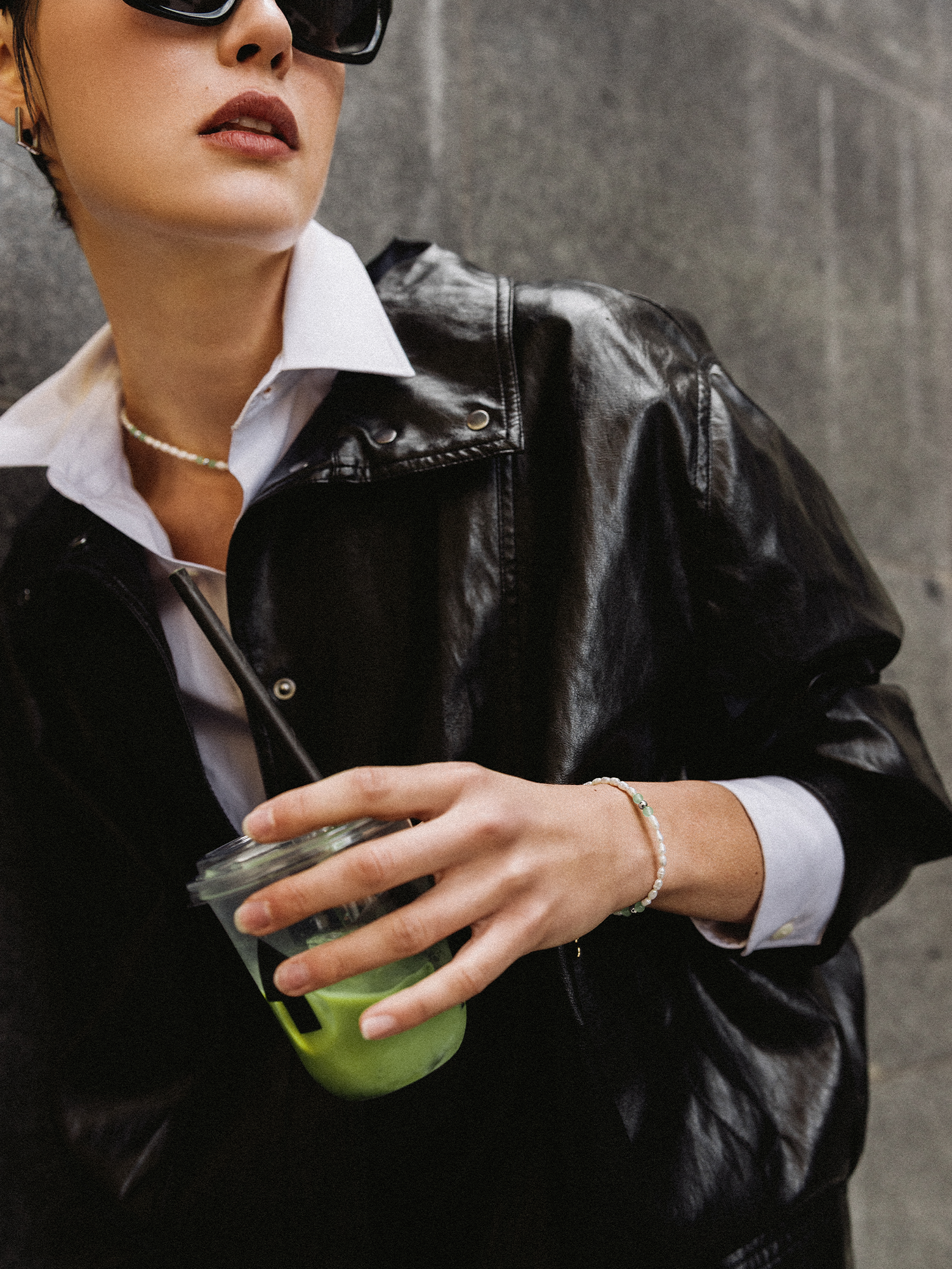 NASZYJNIK MATCHA PEARL