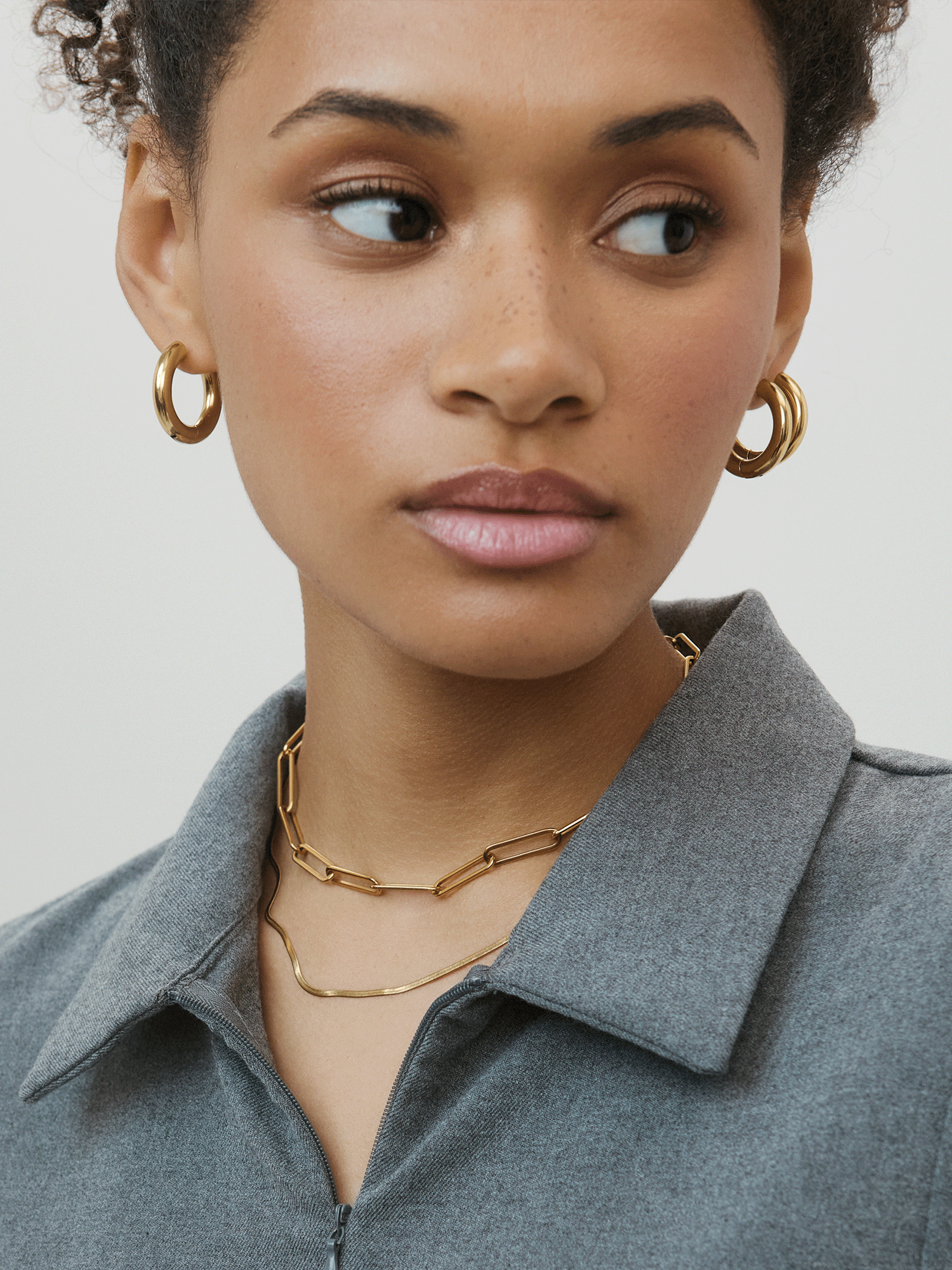 TINY SNAKE CHAIN